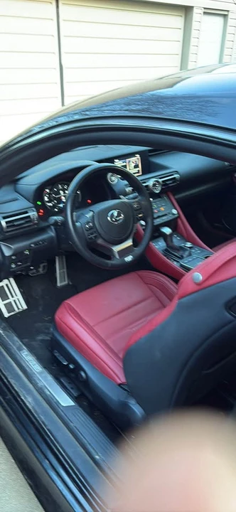 2022 Lexus RC - Image 12 of 16