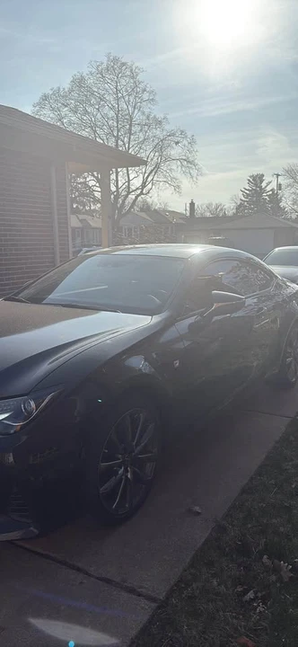 2022 Lexus RC - Image 9 of 16
