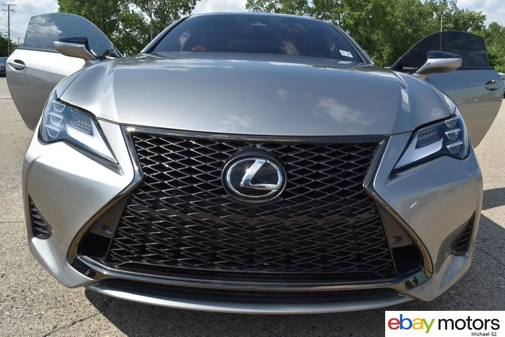 2022 Lexus RC - Image 20 of 21