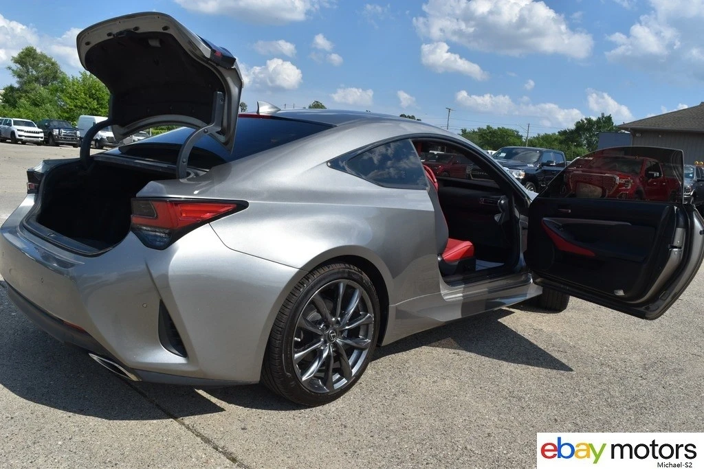 2022 Lexus RC - Image 19 of 21