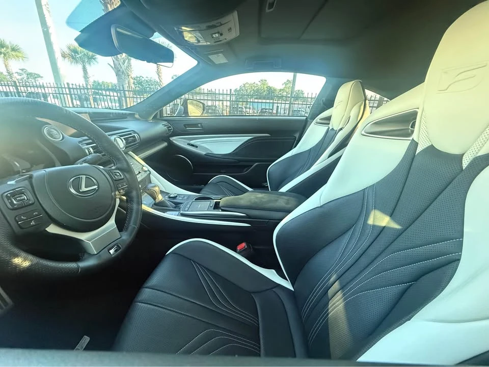 2022 Lexus RC F - Image 5 of 5