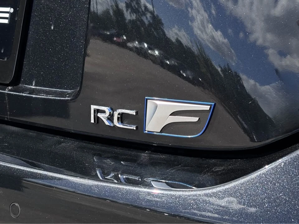 2022 Lexus RC F - Image 10 of 16