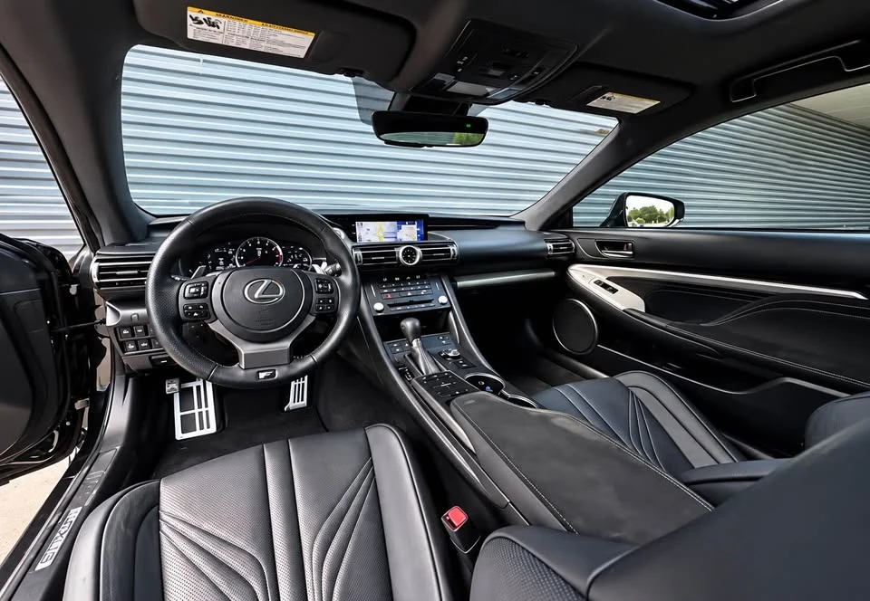 2022 Lexus RC F - Image 4 of 6