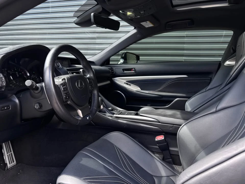 2022 Lexus RC F - Image 12 of 16