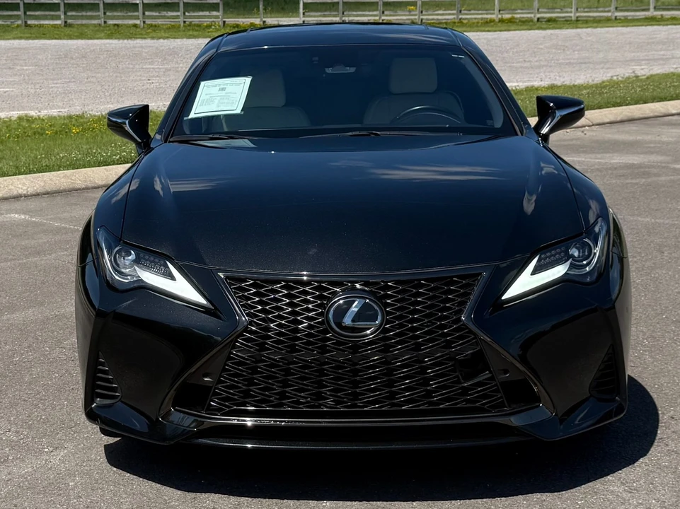 2022 Lexus RC - Image 5 of 31