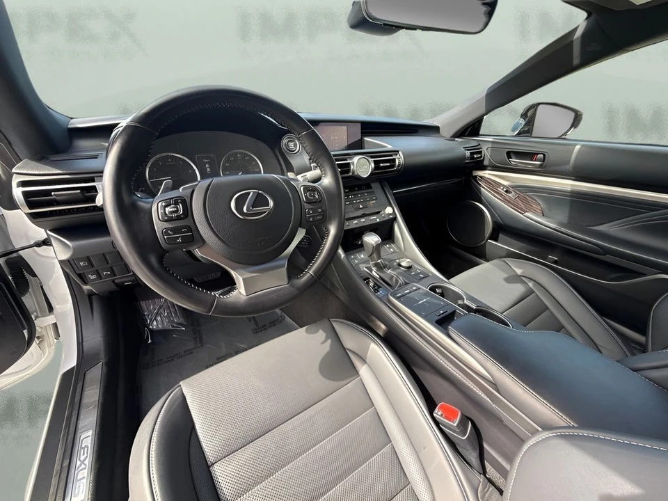 2022 Lexus RC - Image 8 of 24