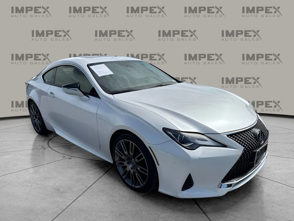 2022 Lexus RC - Image 4 of 24