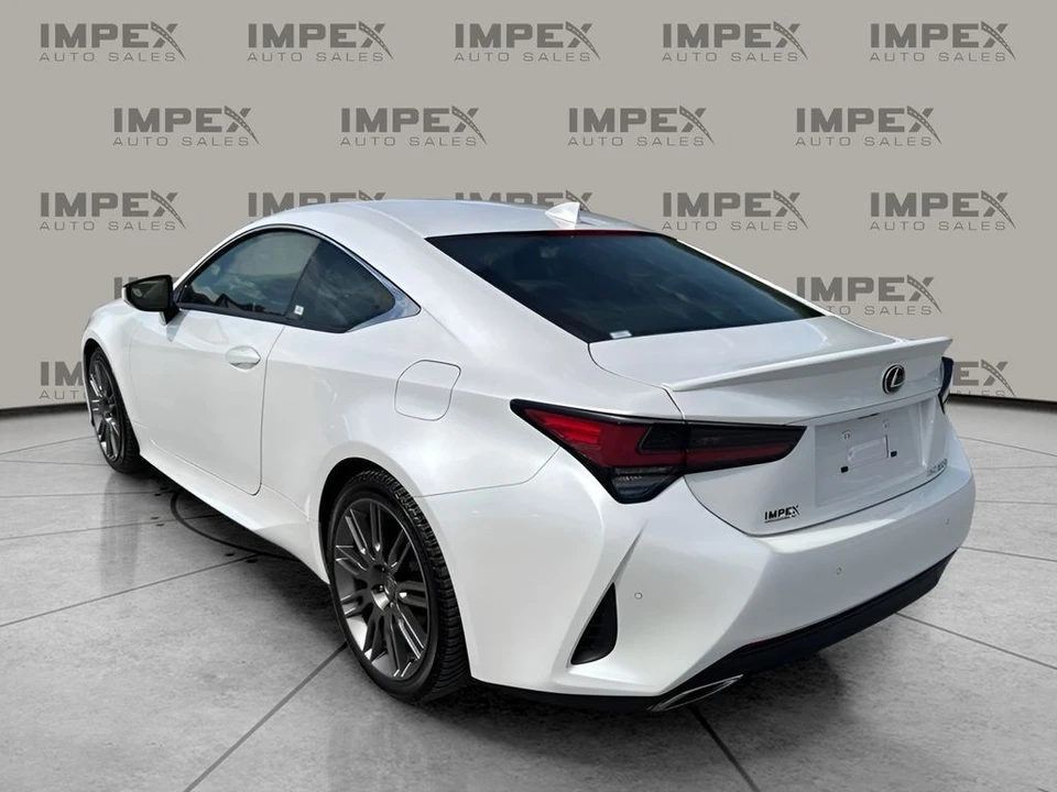 2022 Lexus RC - Image 2 of 24