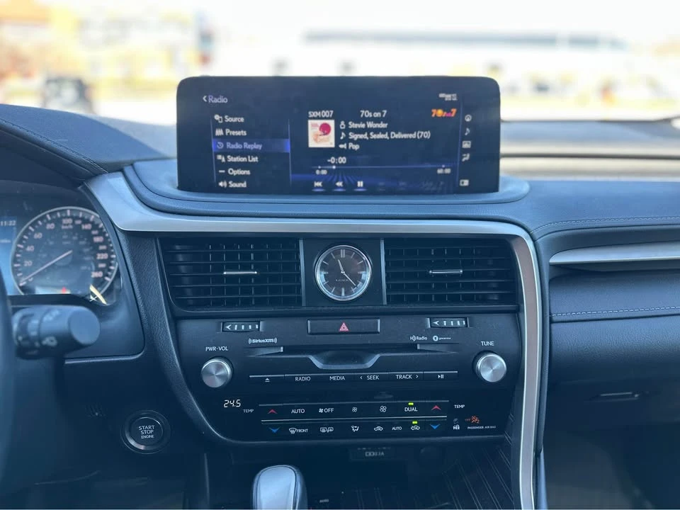 2022 Lexus RX 4th Gen - Image 13 of 14