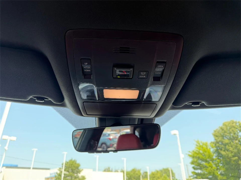 2022 Lexus RX 4th Gen - Image 29 of 31