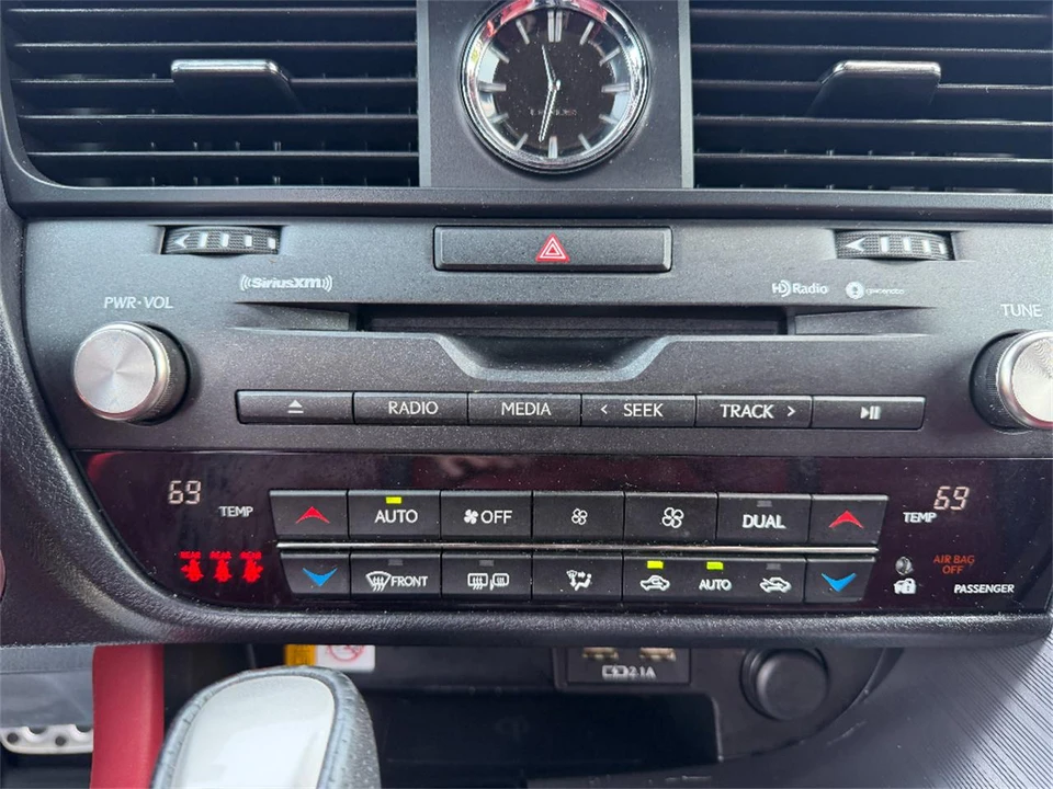 2022 Lexus RX 4th Gen - Image 27 of 31