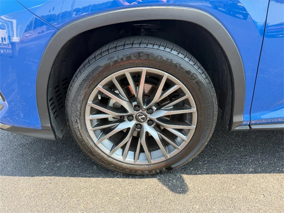 2022 Lexus RX 4th Gen - Image 9 of 31