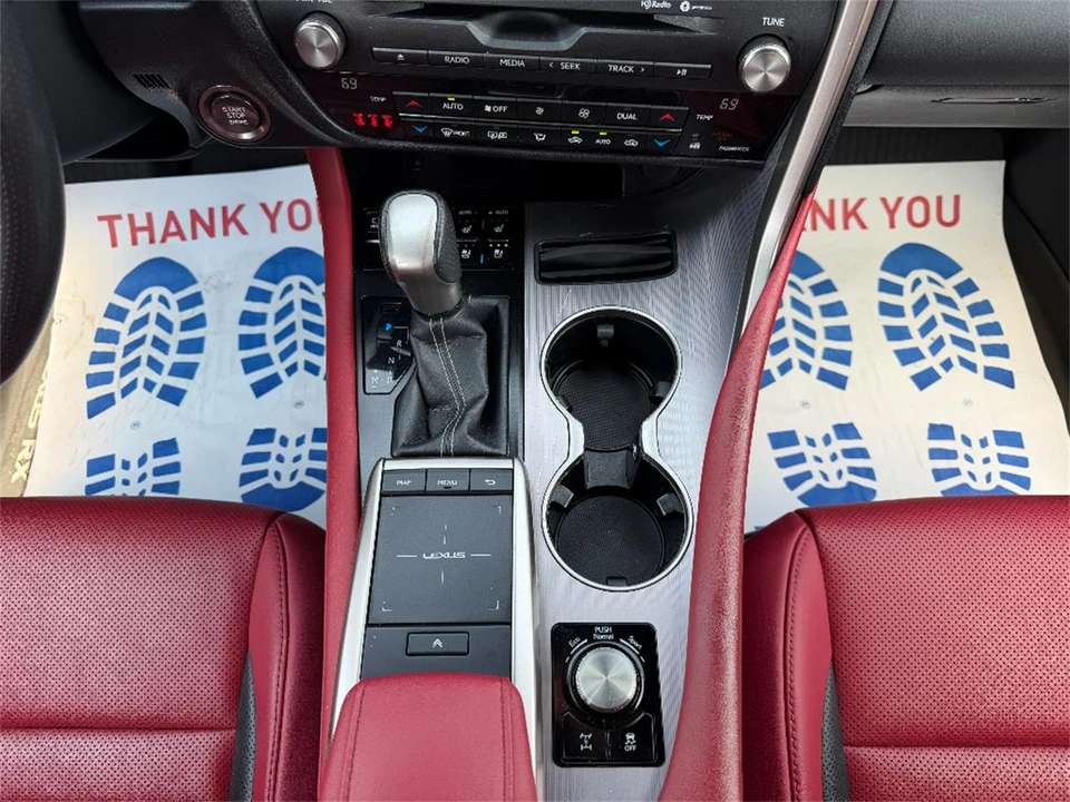 2022 Lexus RX 4th Gen - Image 24 of 31