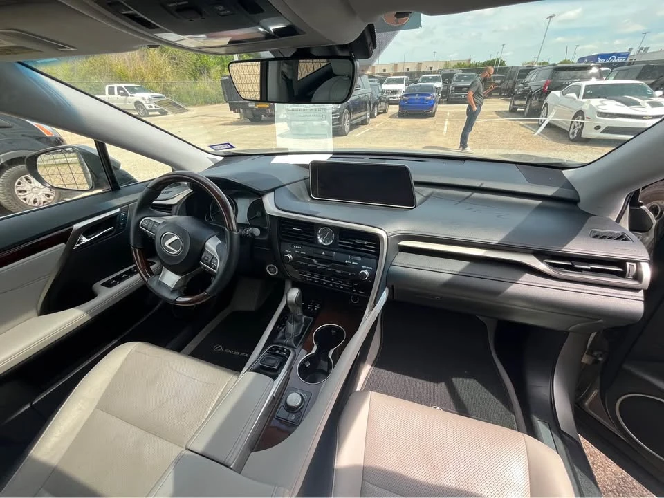 2022 Lexus RX 4th Gen - Image 5 of 6