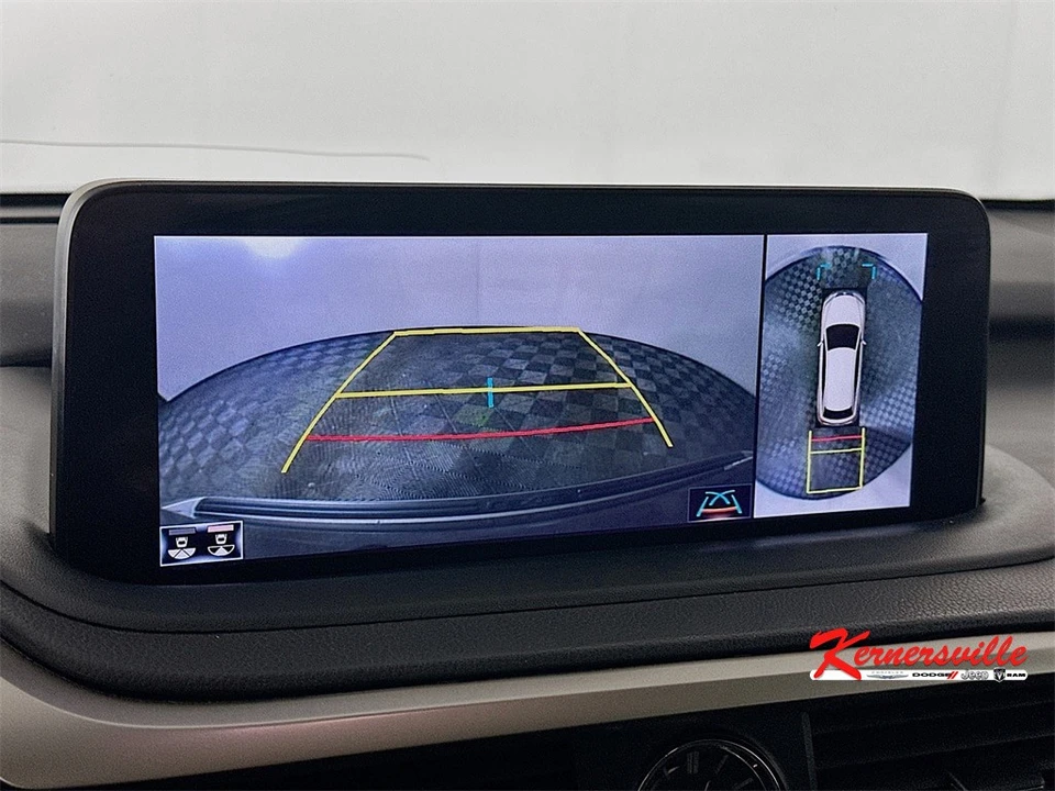2022 Lexus RX 4th Gen - Image 20 of 21