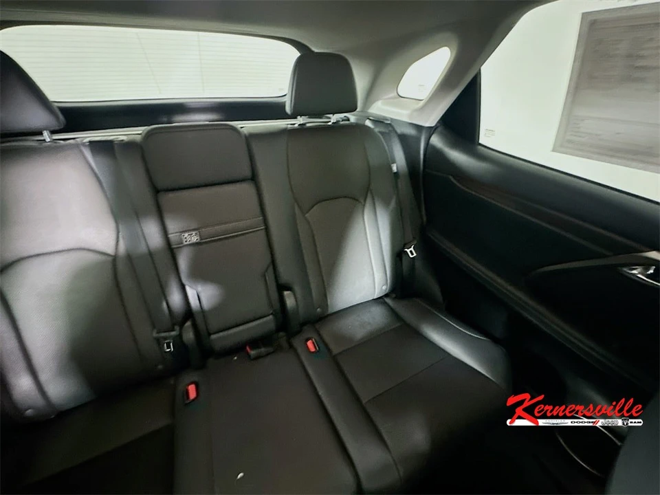 2022 Lexus RX 4th Gen - Image 14 of 21