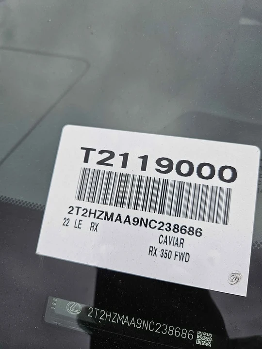 2022 Lexus RX 4th Gen - Image 5 of 16