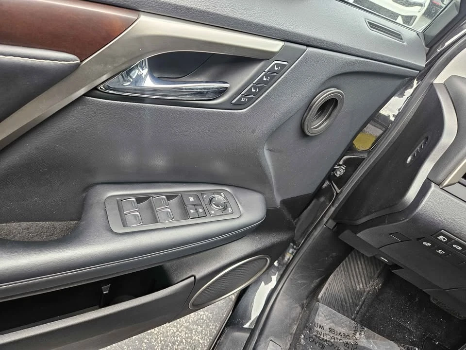 2022 Lexus RX 4th Gen - Image 14 of 16