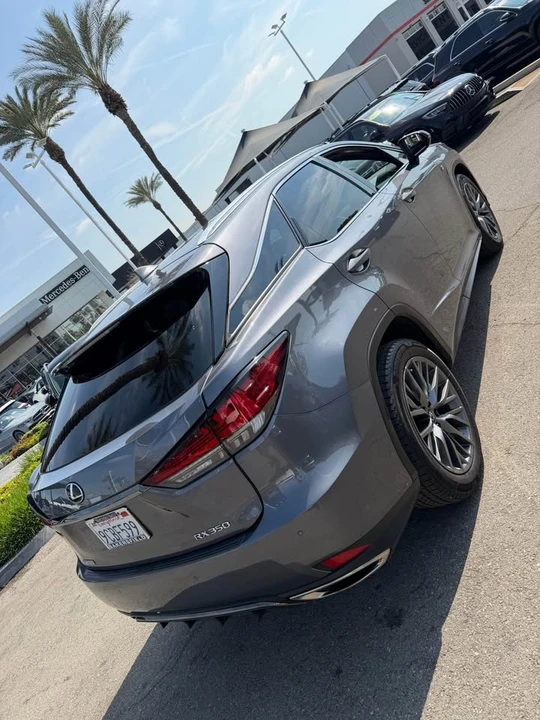 2022 Lexus RX 4th Gen - Image 7 of 10