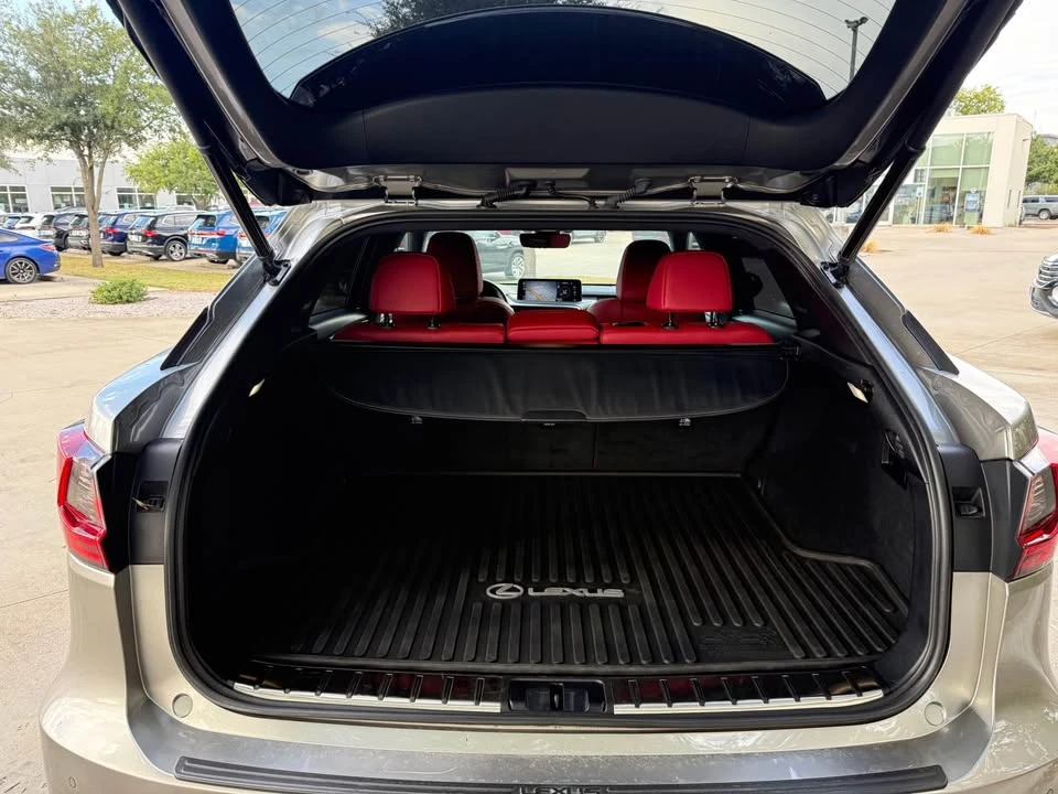 2022 Lexus RX 4th Gen - Image 4 of 7