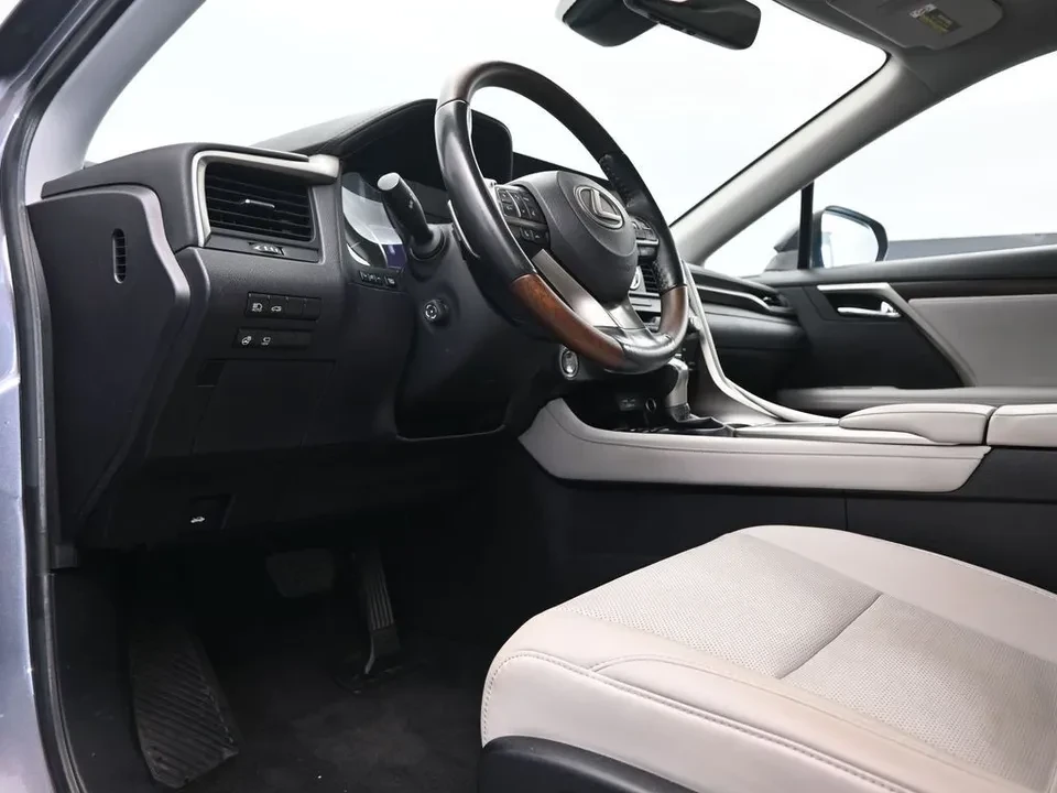 2022 Lexus RX 4th Gen - Image 10 of 12