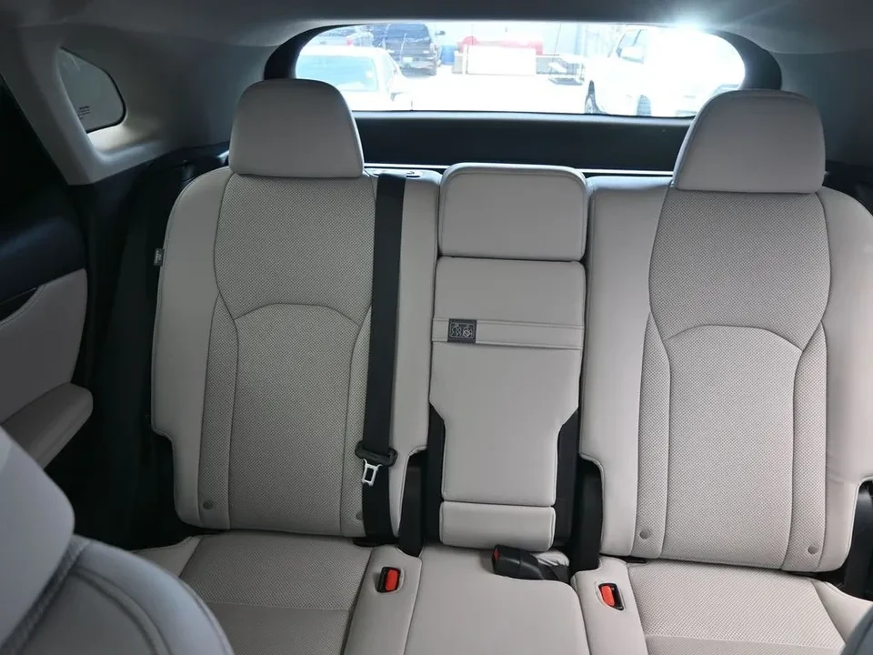 2022 Lexus RX 4th Gen - Image 12 of 12