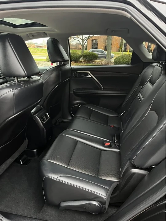 2022 Lexus RX 4th Gen - Image 12 of 16