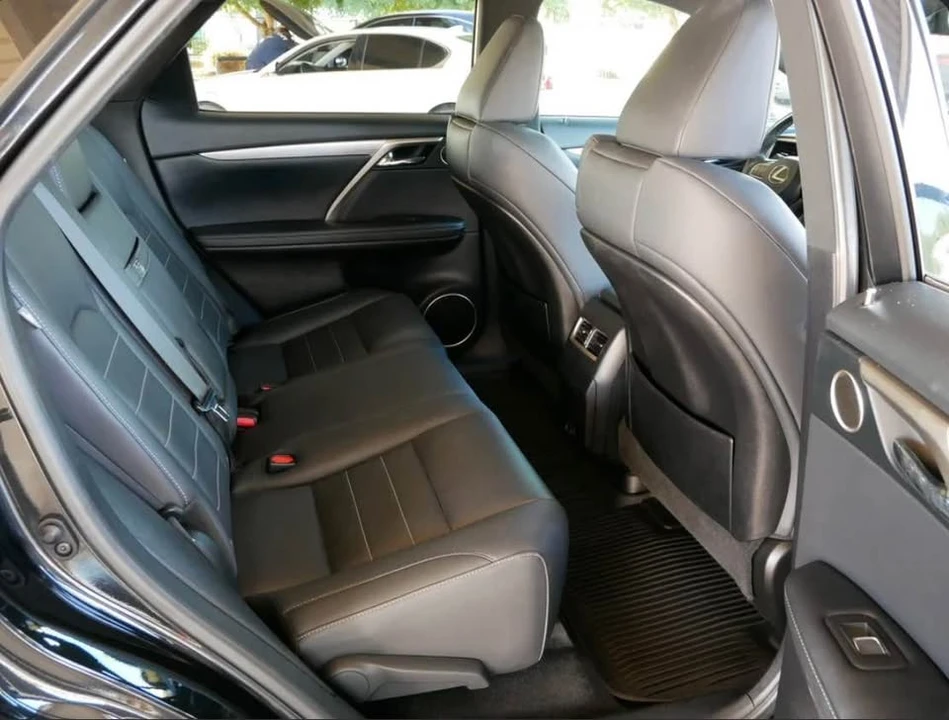 2022 Lexus RX 4th Gen - Image 16 of 20