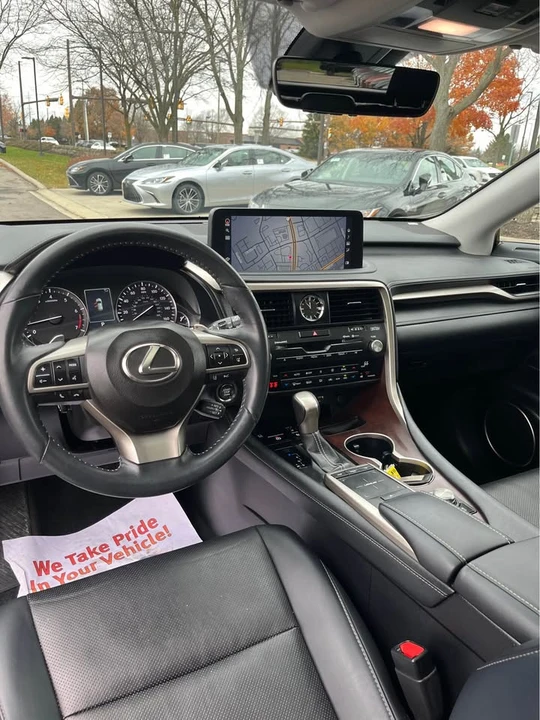 2022 Lexus RX 4th Gen - Image 10 of 16
