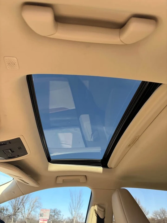 2022 Lexus RX 4th Gen - Image 9 of 17