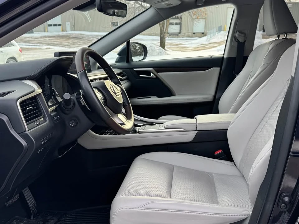2022 Lexus RX 4th Gen - Image 9 of 18