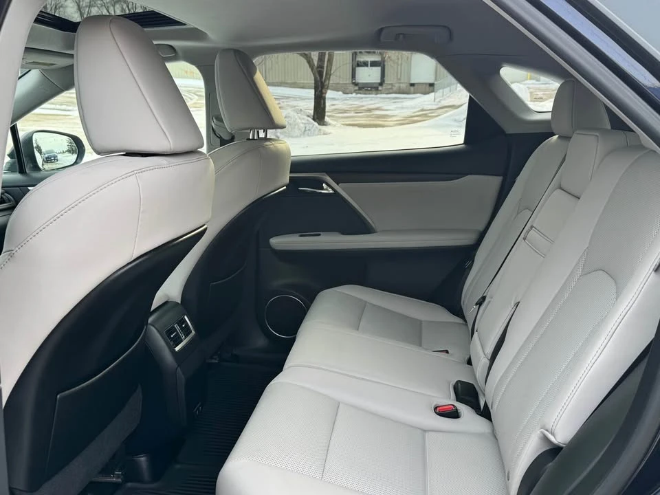2022 Lexus RX 4th Gen - Image 11 of 18