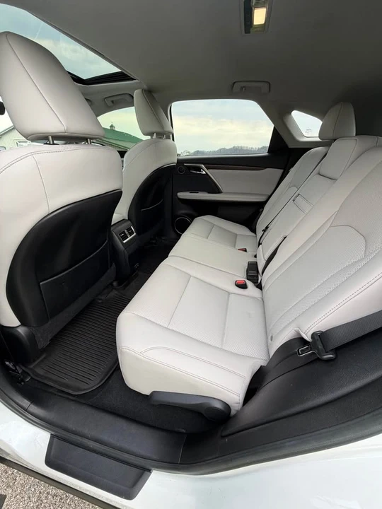 2022 Lexus RX 4th Gen - Image 7 of 14