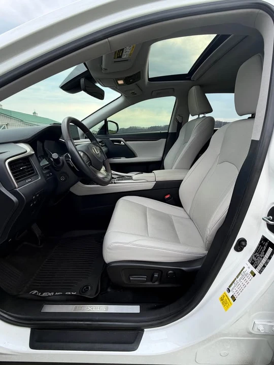 2022 Lexus RX 4th Gen - Image 9 of 14