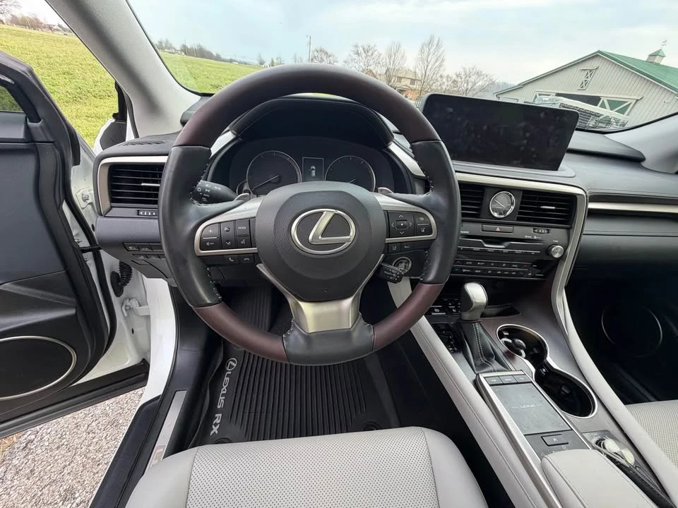 2022 Lexus RX 4th Gen - Image 12 of 14