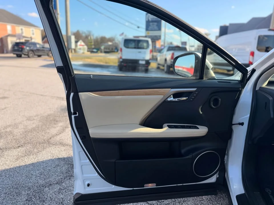 2022 Lexus RX 4th Gen - Image 6 of 16