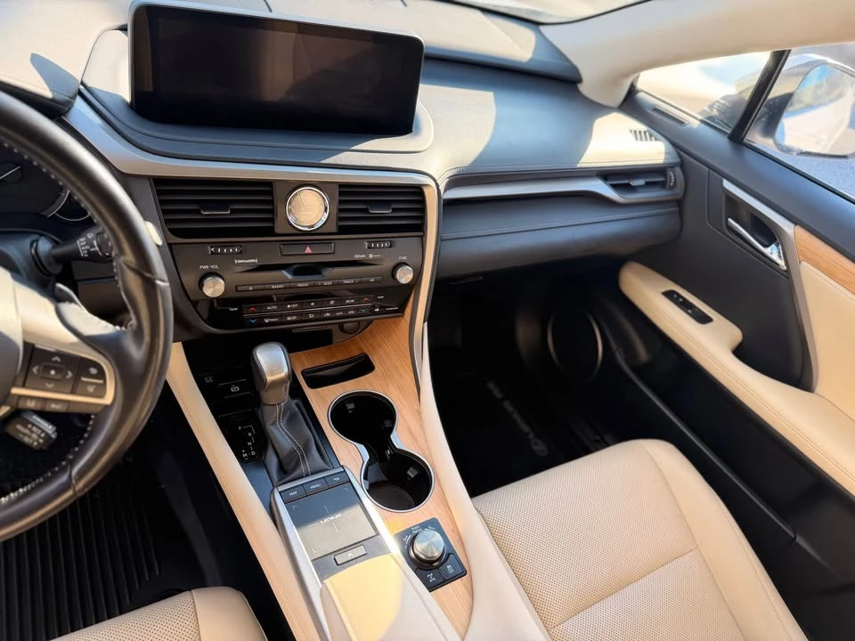 2022 Lexus RX 4th Gen - Image 9 of 16