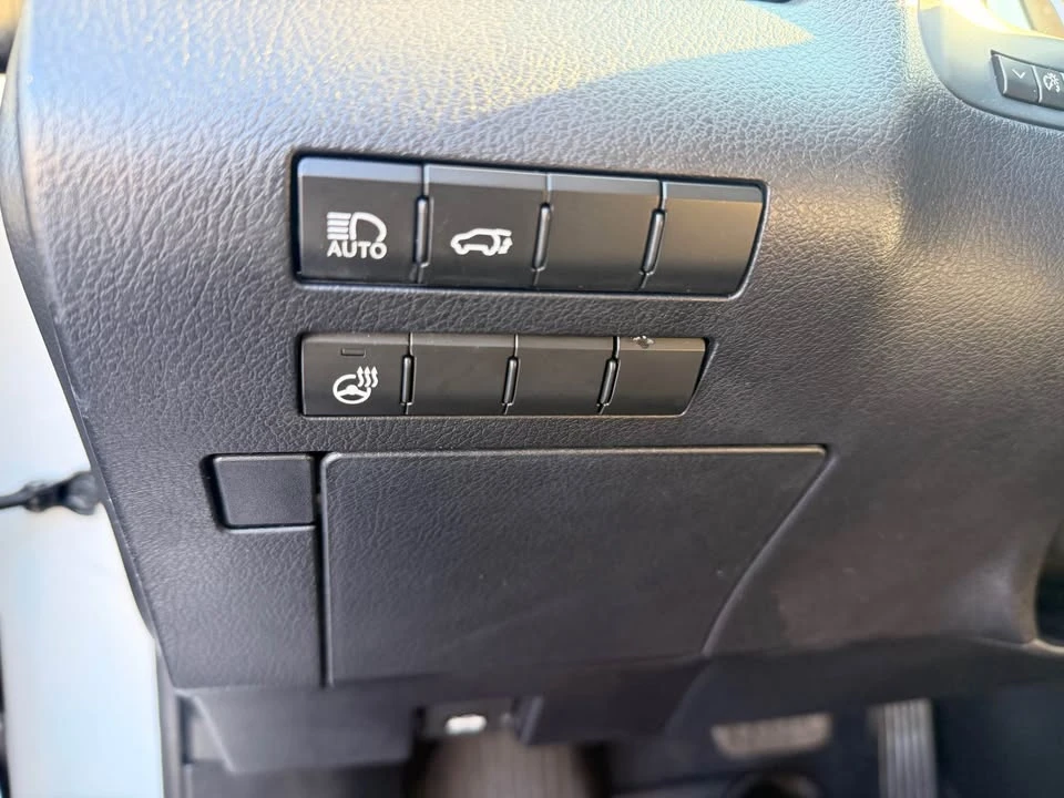 2022 Lexus RX 4th Gen - Image 16 of 16