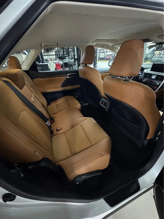 2022 Lexus RX 4th Gen - Image 11 of 12