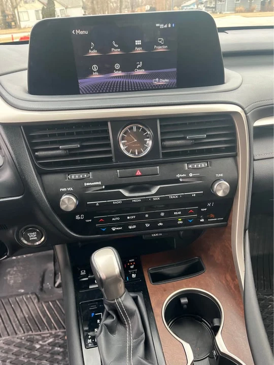 2022 Lexus RX 4th Gen - Image 9 of 15