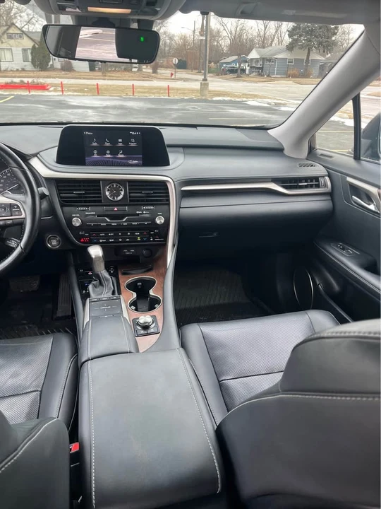 2022 Lexus RX 4th Gen - Image 4 of 15