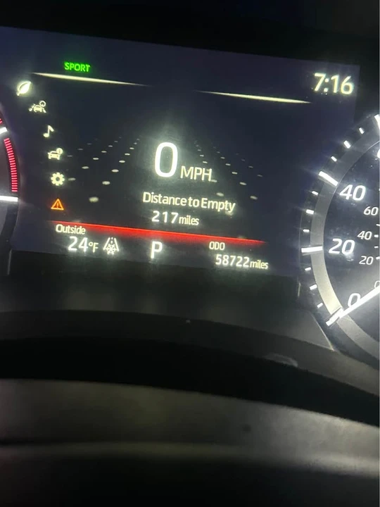 2022 Lexus RX 4th Gen - Image 15 of 15