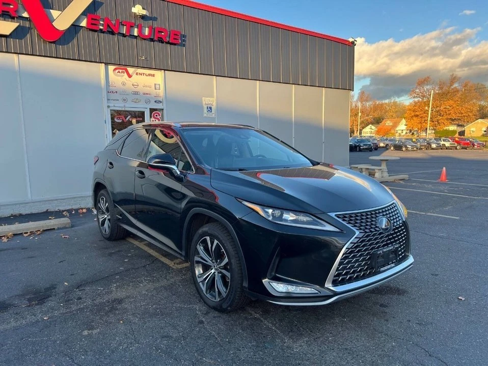 2022 Lexus RX 4th Gen - Image 9 of 20
