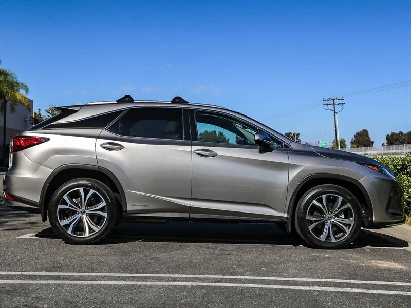 2022 Lexus RX 4th Gen - Image 10 of 21