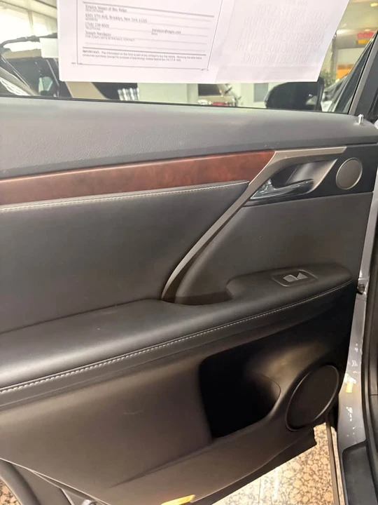 2022 Lexus RX 4th Gen - Image 7 of 9