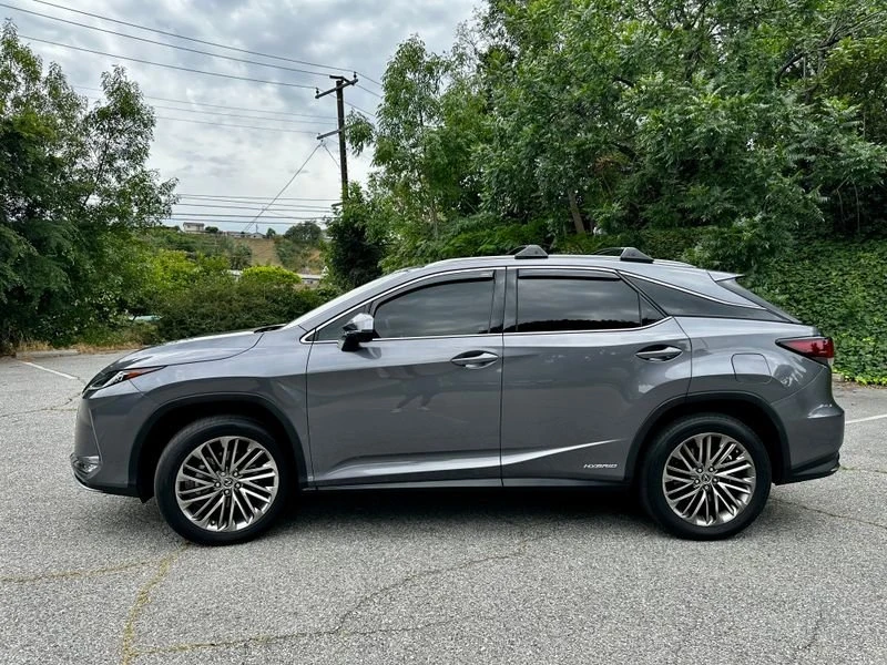 2022 Lexus RX 4th Gen - Image 3 of 9