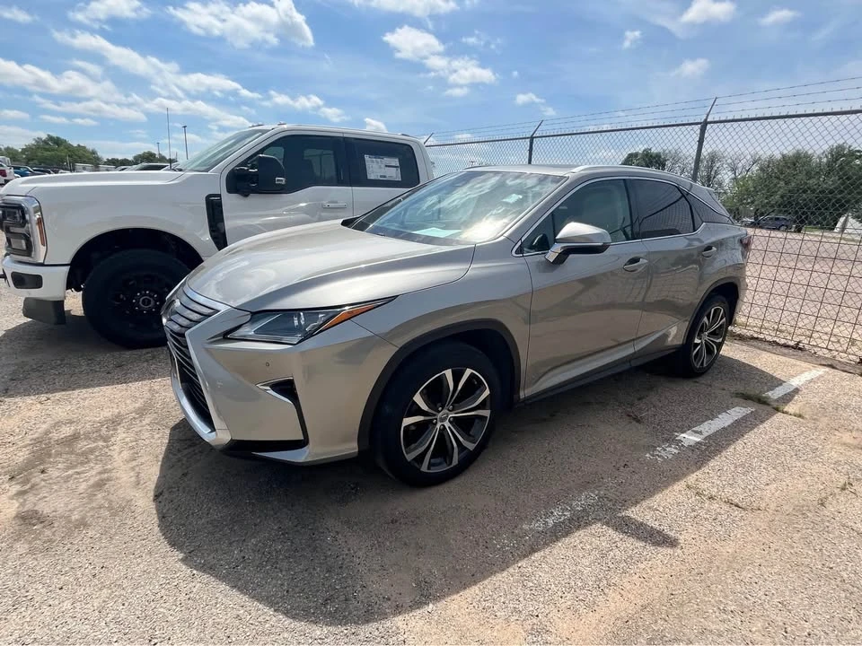 2022 Lexus RX 4th Gen - Image 2 of 6