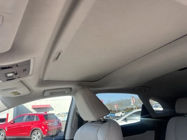 2022 Lexus RX 4th Gen - Image 11 of 12