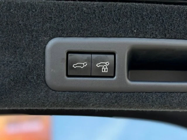 2022 Lexus RX 4th Gen - Image 11 of 12