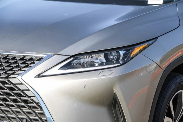 2022 Lexus RX 4th Gen - Image 8 of 12
